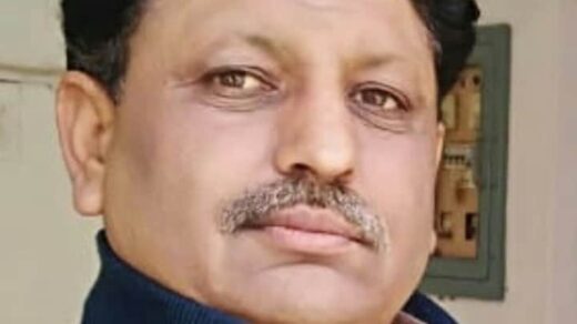 صلائے عام ہے یارانِ نکتہ داں کے لیے