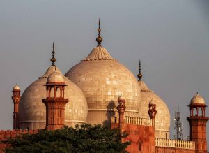 badshahi-mosque