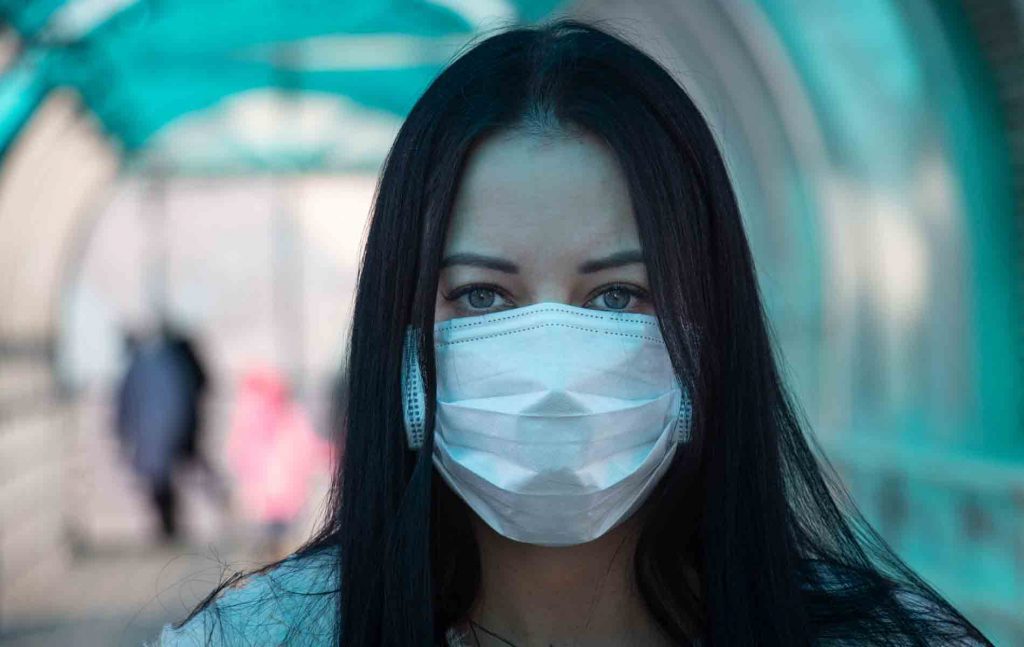 COVID-19_(Coronavirus)_Girl_in_mask